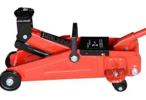 臥式千斤頂為什么要帶鋼制小輪