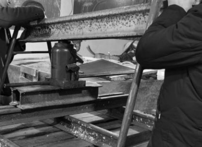 液壓千斤頂和傳統(tǒng)造紙術(shù)完美結(jié)合