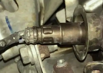 液壓千斤頂在拆卸汽車氧傳感器中的應用