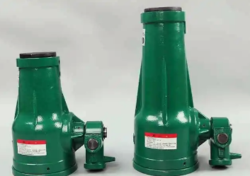 摩擦角原理在螺旋千斤頂中的應(yīng)用